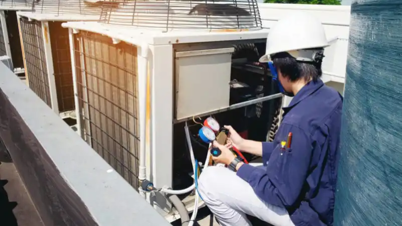 Ultimate Guide to HVAC Contractor Licensing (Requirements + CEUs Explained)